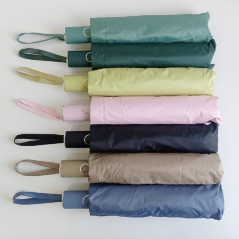 can-you-bring-umbrella-on-plane