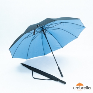 golf-umbrella-uses-beyond-the-course