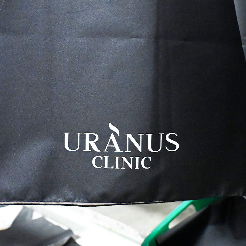 ร่มสกรีนโลโก้-URANUS-CLINiC-4 ร่มสกรีนโลโก้-URANUS-CLINiC